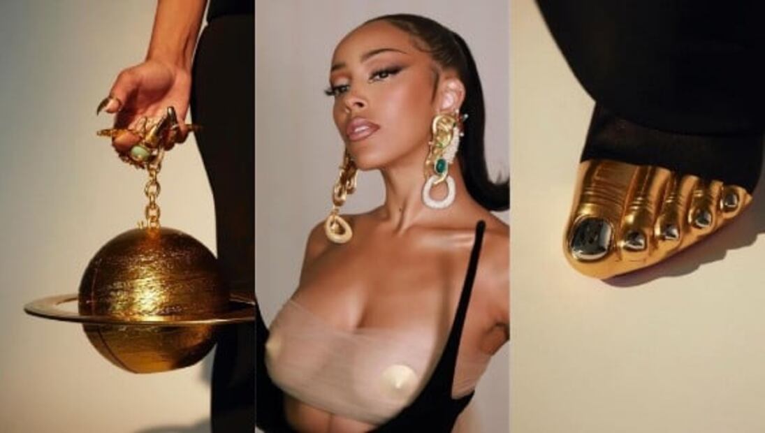 Doja Cat y su impresionante vestido con pezoneras doradas