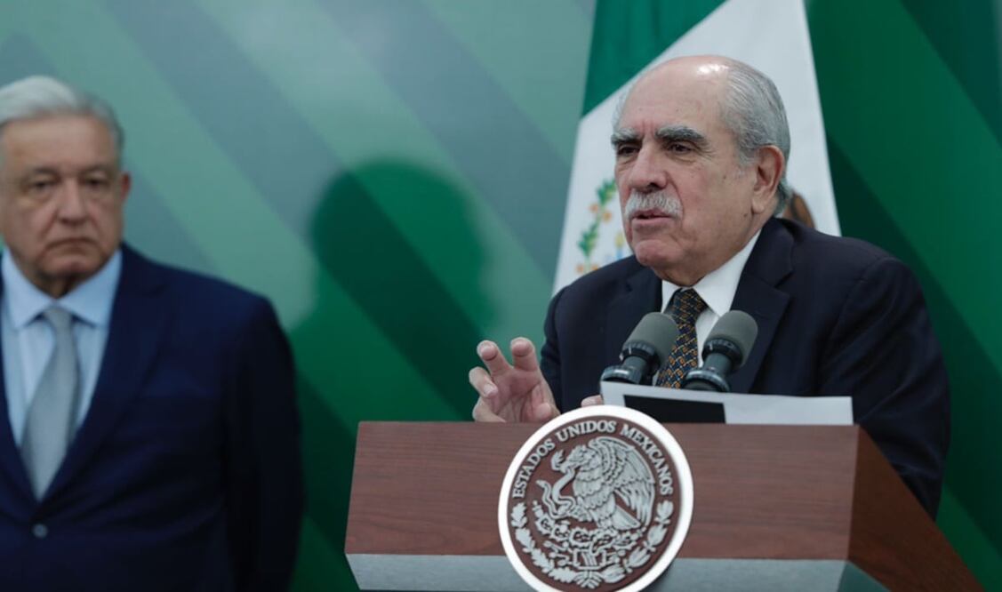 Pablo Gómez Álvarez, titular de la Unidad de Inteligencia Financiera, reveló que el Partido Acción Nacional realizó una transferencia bancaria a una de las empresas de Genaro García Luna. Foto: Diego Simón Sánchez