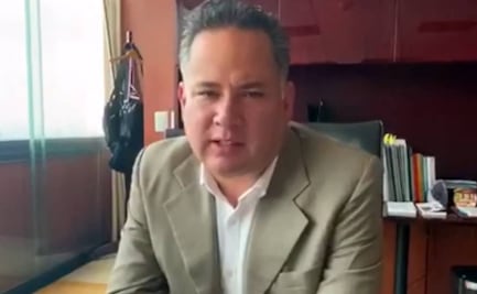 Santiago Nieto recita poema "Poderoso caballero es Don Dinero"