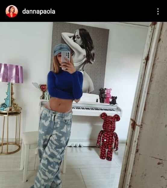 Danna Paola se une a la tendencia de la tanga visible