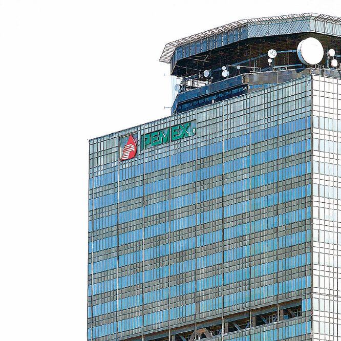 Consejeros de Pemex criticaron que no se retenga a personal especializado. ARCHIVO EL UNIVERSAL