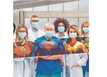 “Los verdaderos héroes no llevan capa”; se inspiran en médicos y enfermeras