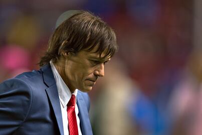 Sólo un milagro dejaría a Matías Almeyda en Chivas