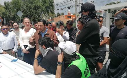 Alumnos de Facultad de Ingeniería de la UAEMex y paristas se confrontan; estudiantes buscan liberar instalaciones