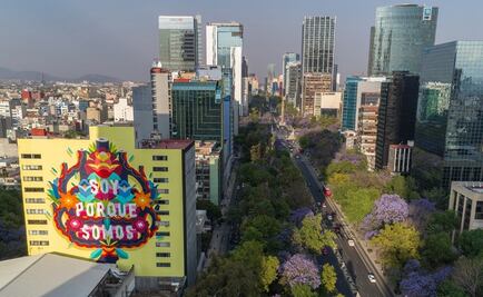 Murales gigantes descontaminan la Ciudad de México