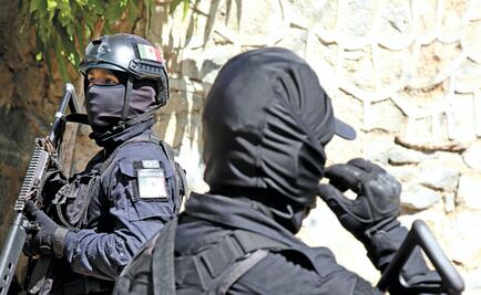 Mexico takes legal action against 19 former officials who worked at the Federal Police