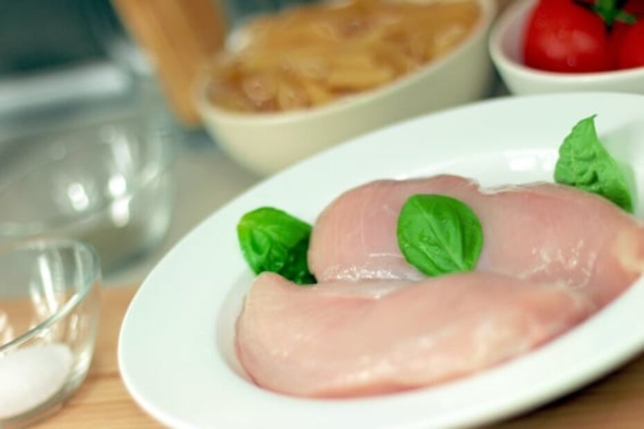 Cómo se produce la carne artificial de pollo