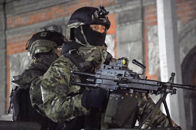 ...Y jueza federal evita traslado, por ahora, con una suspensión