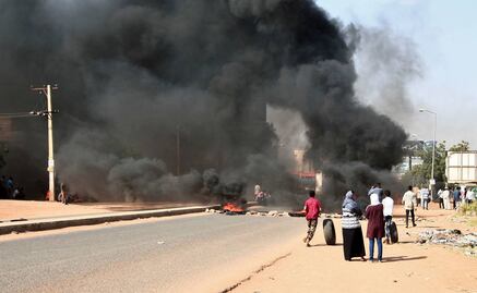 Golpe de Estado en Sudán: Señalan a militares de “secuestro” de primer ministro y su esposa