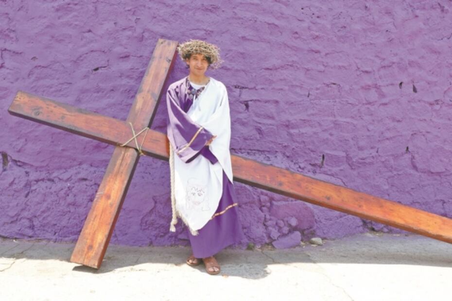 “Amurallan” crucifixión de Jesús en Iztapalapa