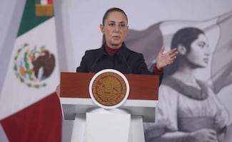 "Una cosa es no estar de acuerdo con el chavismo"; Sheinbaum señala que no se puede usar la fuerza para llevarse a un Presidente