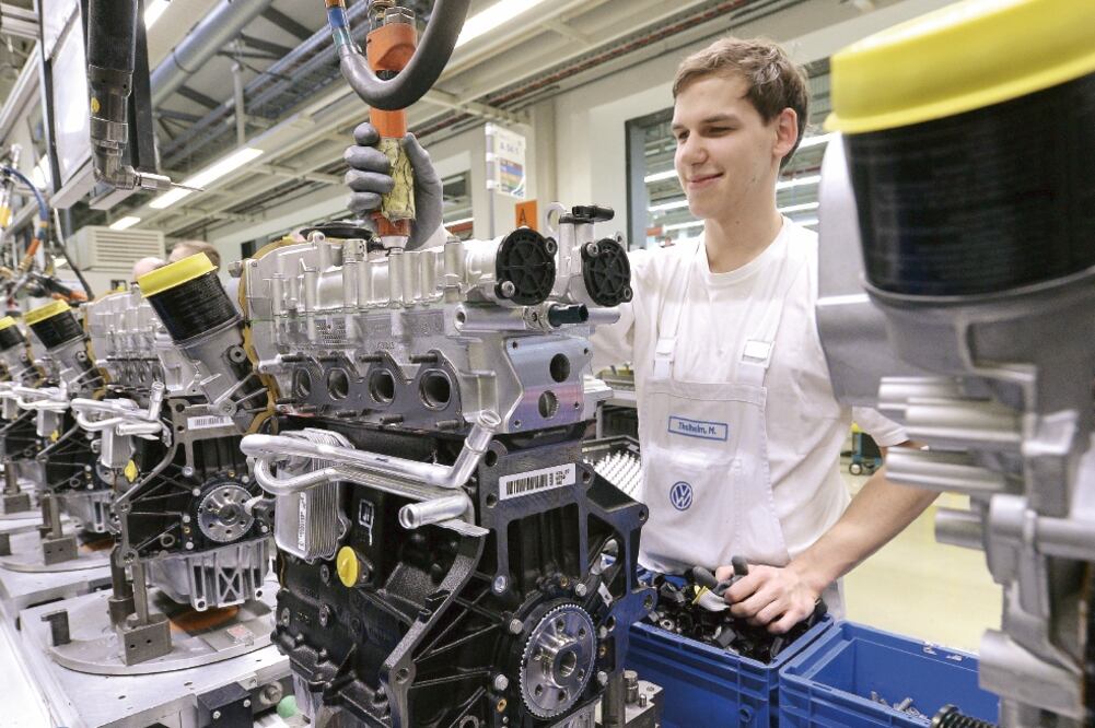De acuerdo con la Profeco, la autoridad ambiental aún debe informar si autos de VW comercializados en México tenían software engañoso (ARCHIVO EL UNIVERSAL)