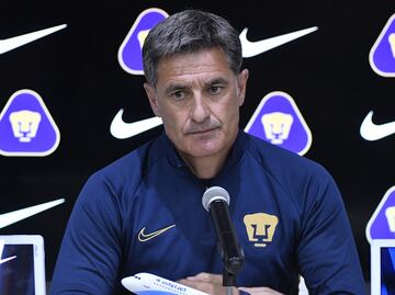 Míchel González, enojado por la situación que vive el Veracruz