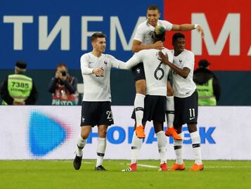 Con doblete de Mbappé, Francia derrotó a Rusia