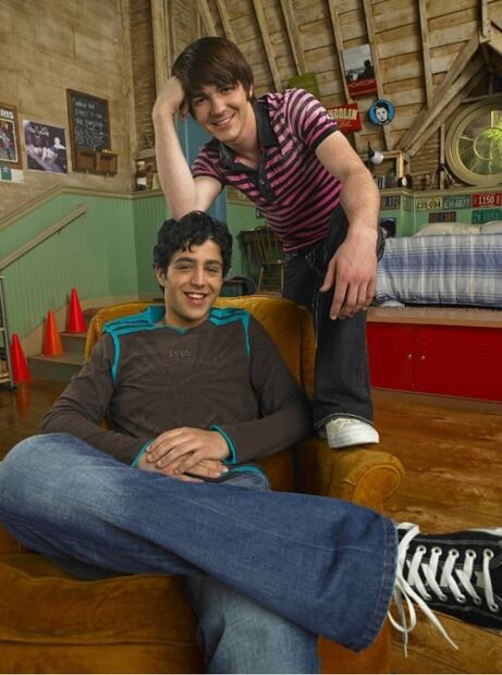 Josh Peck se sincera y opina sobre la sentencia de Drake Bell por delitos contra menor de edad