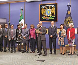 Médicos, 24 años al frente de la UNAM