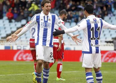 Vela construye triunfo de la Real; Atleti, pasmado