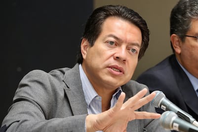 Todos los servidores públicos, sujetos a ganar menos que el Presidente: Delgado