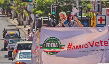 Alertan consulados sobre marcha anti AMLO