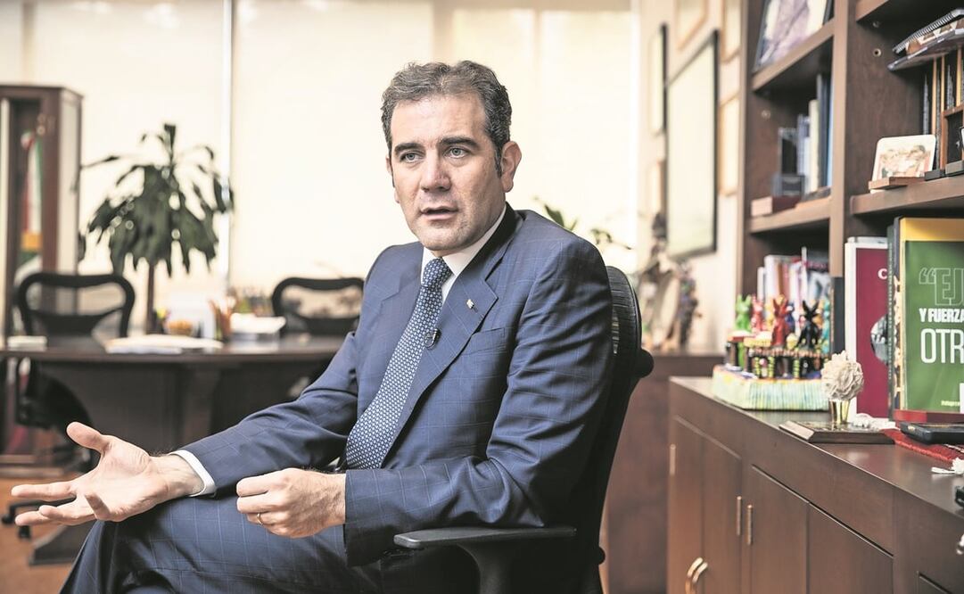 Lorenzo Córdova dejará su cargo como consejero presidente del INE en abril de 2023, en medio de críticas por parte del Presidente y la discusión de una reforma electoral.Foto:Archivo/EL UNIVERSAL
