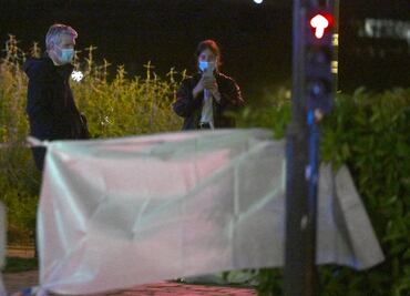Hombre atacó con un cuchillo a 2 personas por beber alcohol en fin del Ramadán en Francia