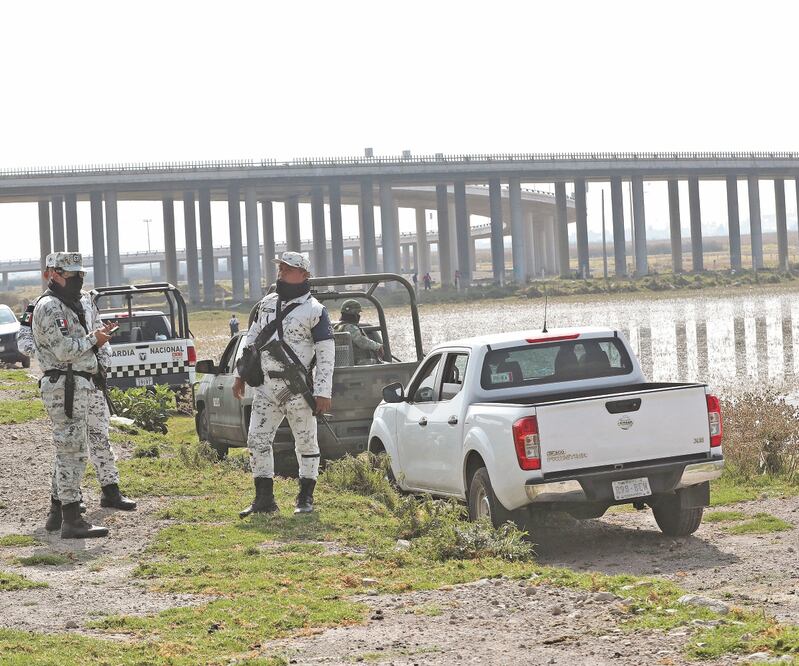 La búsqueda comenzó en el embarcadero del río Lerma, en la zona del Cerrillo, en Vista Hermosa. JORGE ALVARADO. EL UNIVERSAL