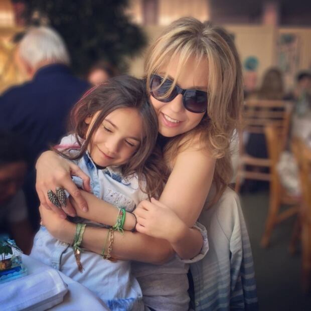 Thalía celebra el cumple de su hija Sabrina: "¡Hoy mi bebé cumple 14 años!"