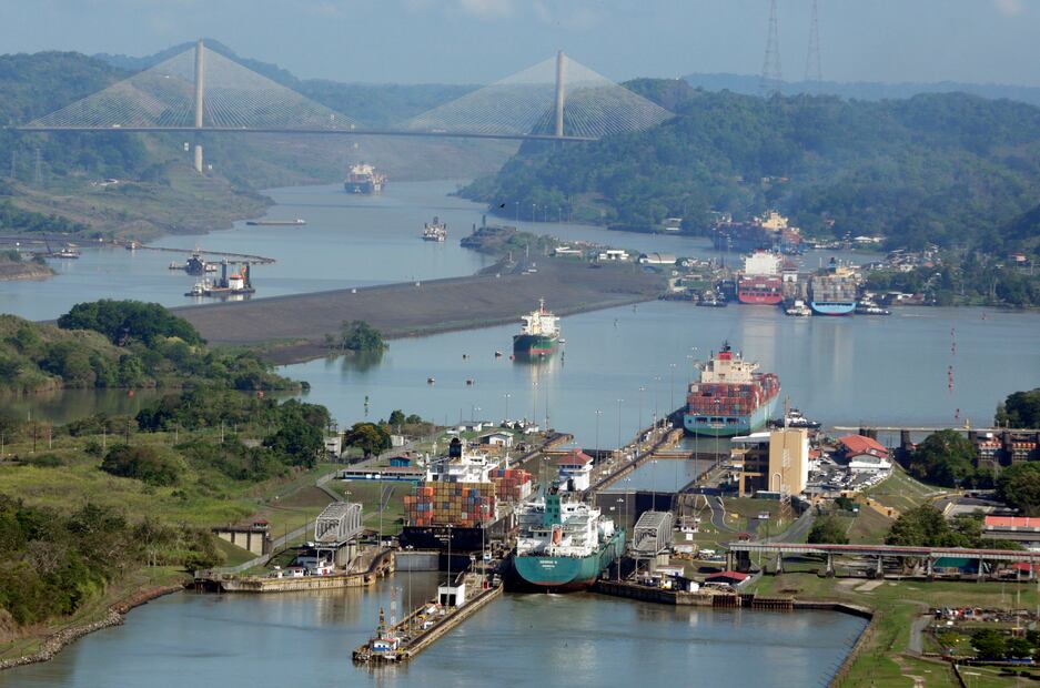 Su visita se da en medio de la polémica promesa de Trump de "recuperar" el canal por la supuesta influencia china. Foto: AP