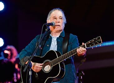 Paul Simon vende los derechos de su música