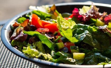 Las propiedades de la lechuga y cómo disfrutarla fuera de las ensaladas