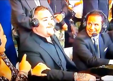 Andy Ruiz confunde a Televisa con Telemundo en transmisión de TUDN