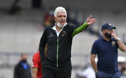 Ricardo Ferretti no culpa al arbitraje por la derrota ante Pumas