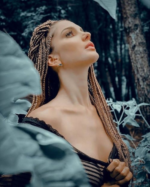 La novia de Luisito Comunica vuelve a modelar