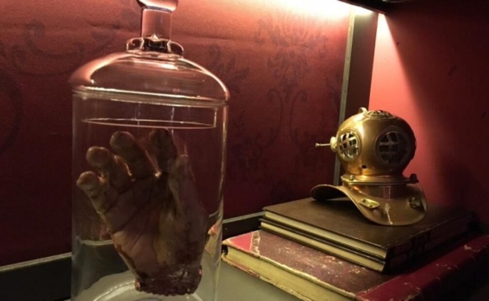 Abren habitación inspirada en "La casa de lo monstruos" de Del Toro