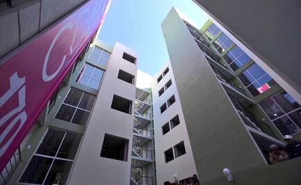 Entregan 170 departamentos a habitantes de campamentos en Azcapotzalco