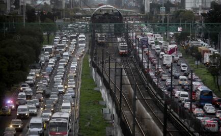 Este viernes 18 de octubre no circulan autos con engomado azul