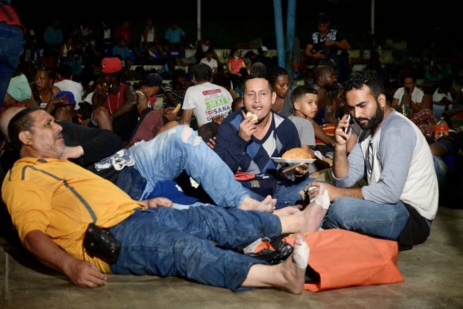 Avanza sin freno cuarta caravana de migrantes