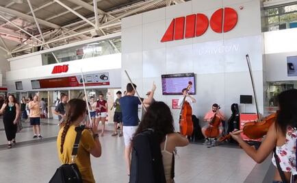 ÓperaMaya sorprende con flashmob en terminal de autobuses de Cancún