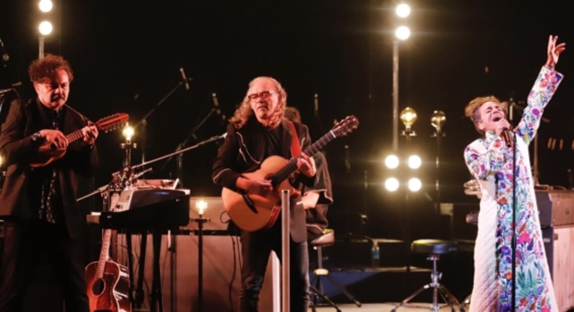 “El amor es bailar”: Café Tacvba y la OSUG en el Cervantino