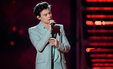 Harry Styles no sólo es una evolución en la música sino también en la moda