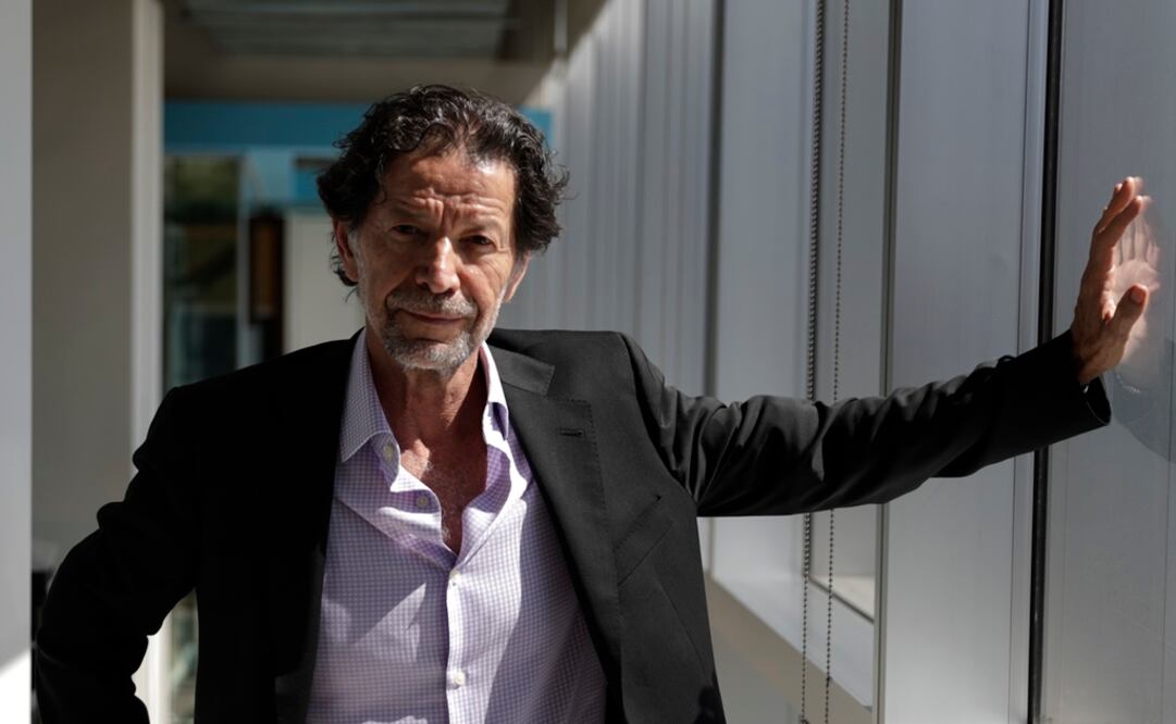 Jorge Zepeda Patterson presentó su nuevo libro "Muerte contrarreloj". Foto: Ivan Stephens/ EL UNIVERSAL