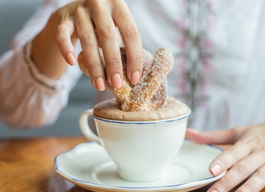 Hacks culinarios para hacer un pan de muerto perfecto