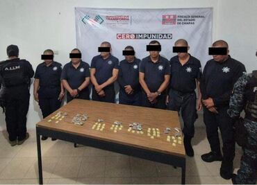 Caen 7 policías municipales por venta de drogas en Frontera Comalapa, Chiapas; les aseguran cristal y marihuana