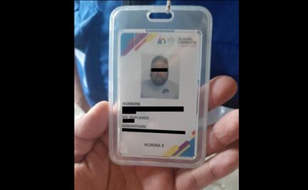 Con esta credencial sujeto se hacía pasar por funcionario público para extorsionar en Álvaro Obregón 