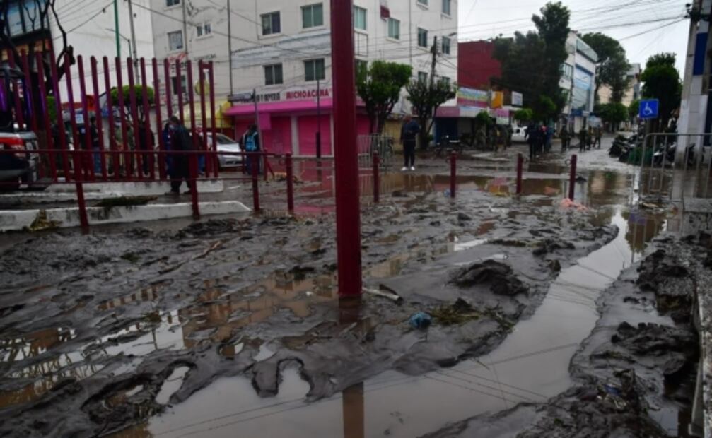 Así amaneció Ecatepec tras tormenta que dejó 2 muertos