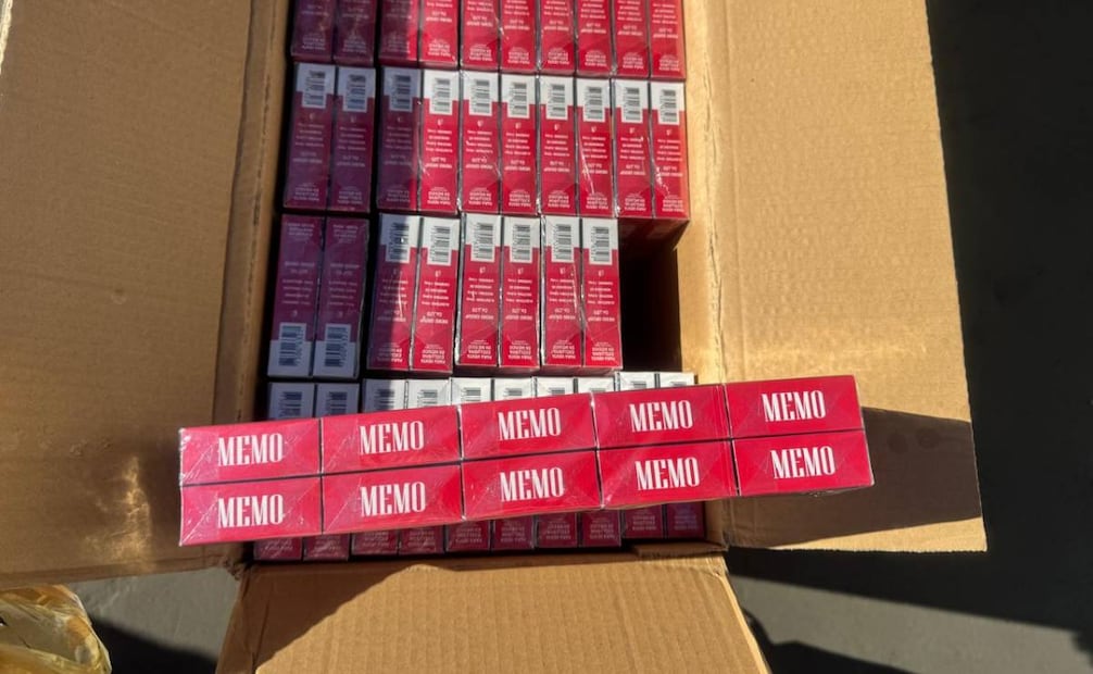 El Instituto Mexicano de la Propiedad Industrial realizó un decomiso de casi 5 millones de cigarros apócrifos "MEMO" en la aduana de Guaymas, Sonora, el pasado 24 de noviembre de 2025. Foto: Especial