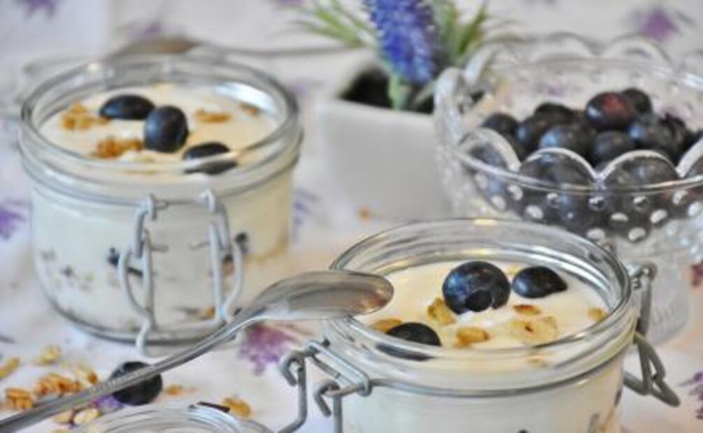 Beneficios de comer yogurt que no conocías y te harán amarlo 