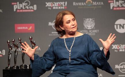 Adriana Barraza pide "verdad" y "justicia" para estudiantes de cine asesinados  
