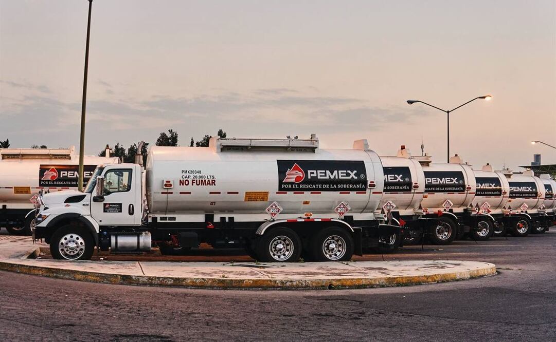 En 2021, Pemex contaba con una flota de mil 444 unidades, de la cuales sólo eran funcionales 878. Foto: Pemex