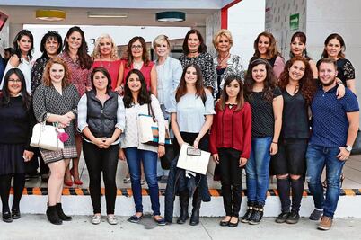 Fomentan desarrollo profesional de la mujer